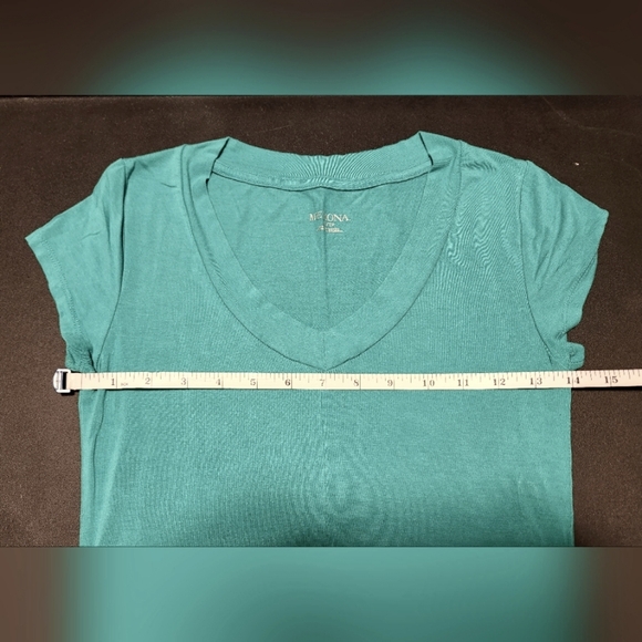 Merona V-Neck Tee - Picture 5 of 6